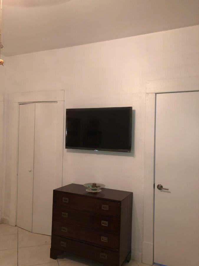מיאמי Private Suite Next To Calle Ocho מראה חיצוני תמונה