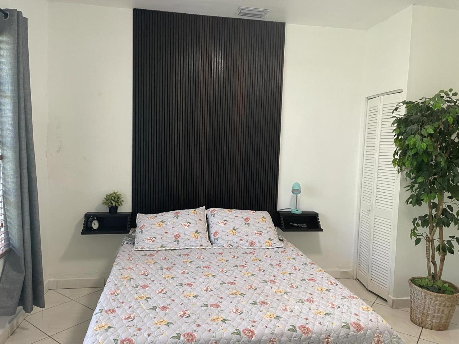 מיאמי Private Suite Next To Calle Ocho מראה חיצוני תמונה