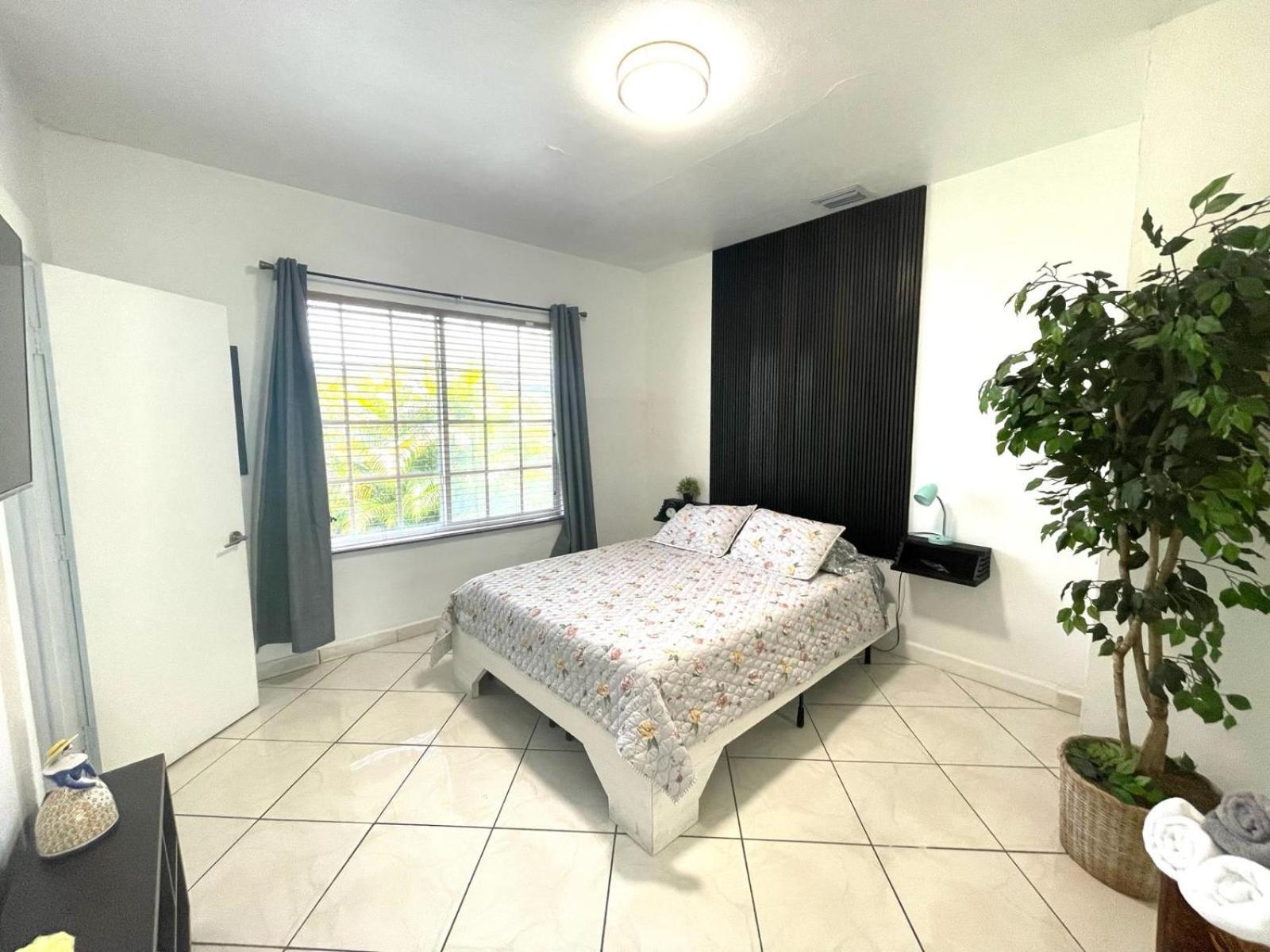 מיאמי Private Suite Next To Calle Ocho מראה חיצוני תמונה