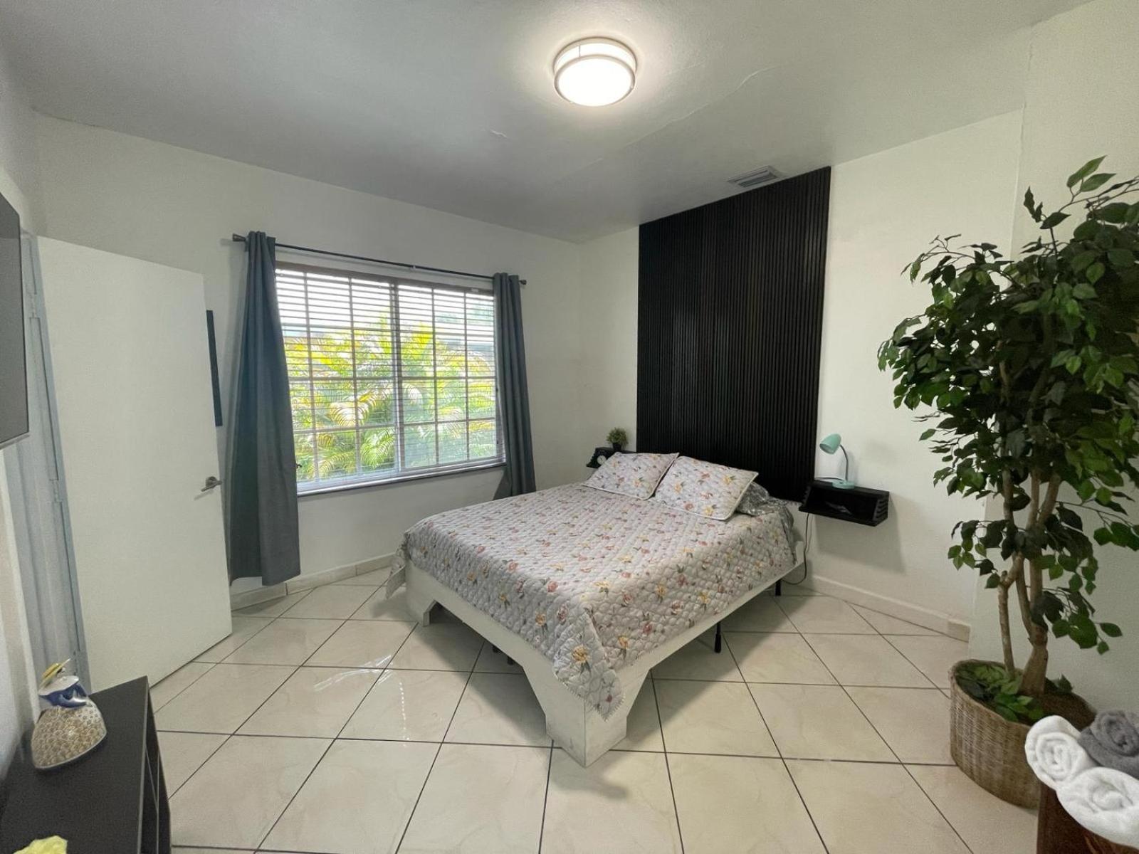 מיאמי Private Suite Next To Calle Ocho מראה חיצוני תמונה