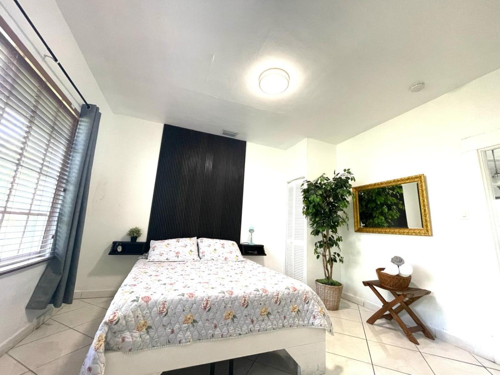 מיאמי Private Suite Next To Calle Ocho מראה חיצוני תמונה