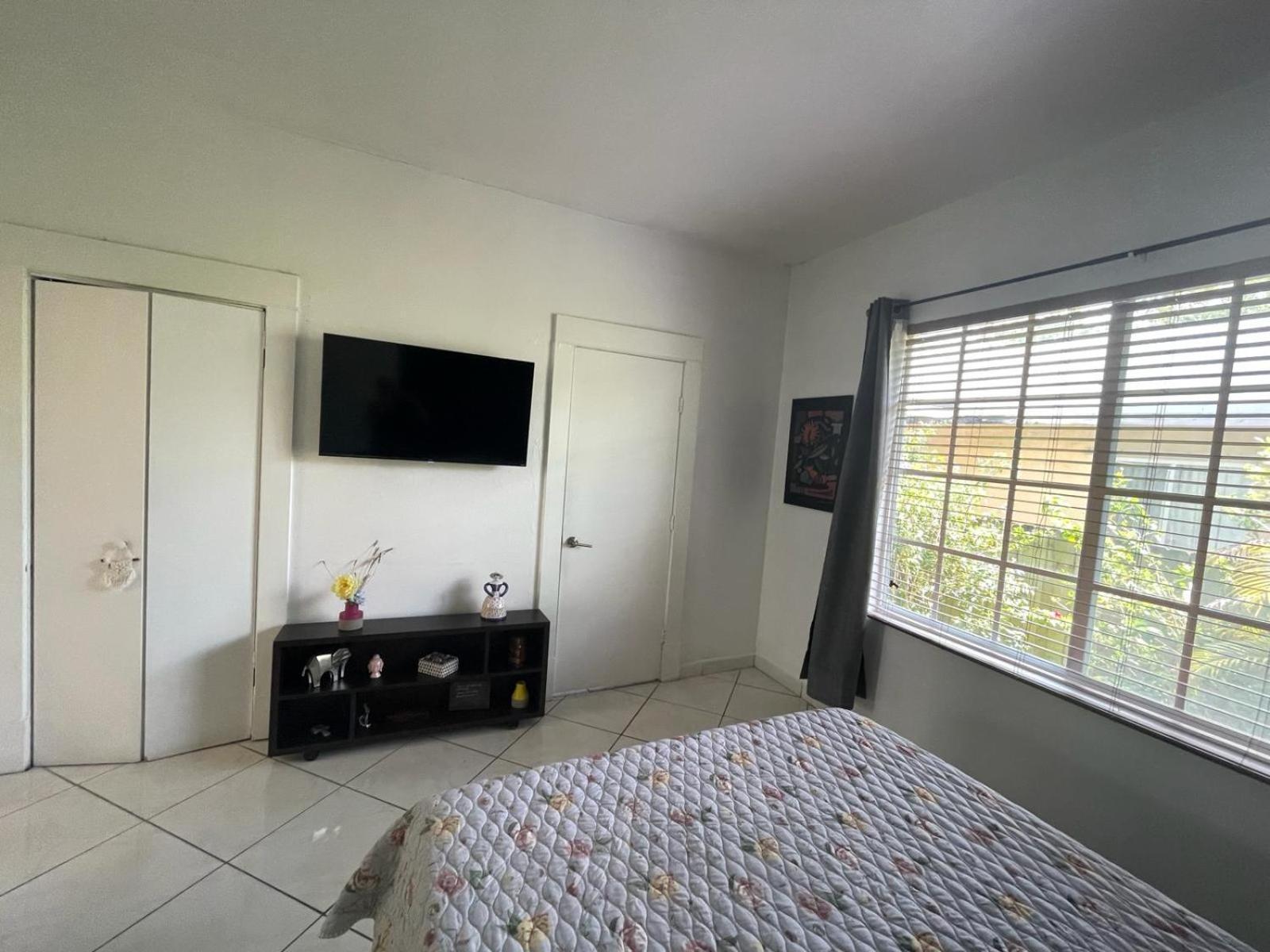 מיאמי Private Suite Next To Calle Ocho מראה חיצוני תמונה